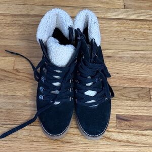 Blondo Black Suede Boots with Sturdy Soles